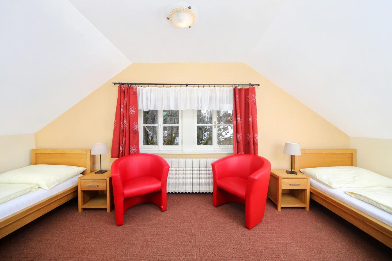 Hotel Erika Špindlerŭv Mlýn Ngoại thất bức ảnh