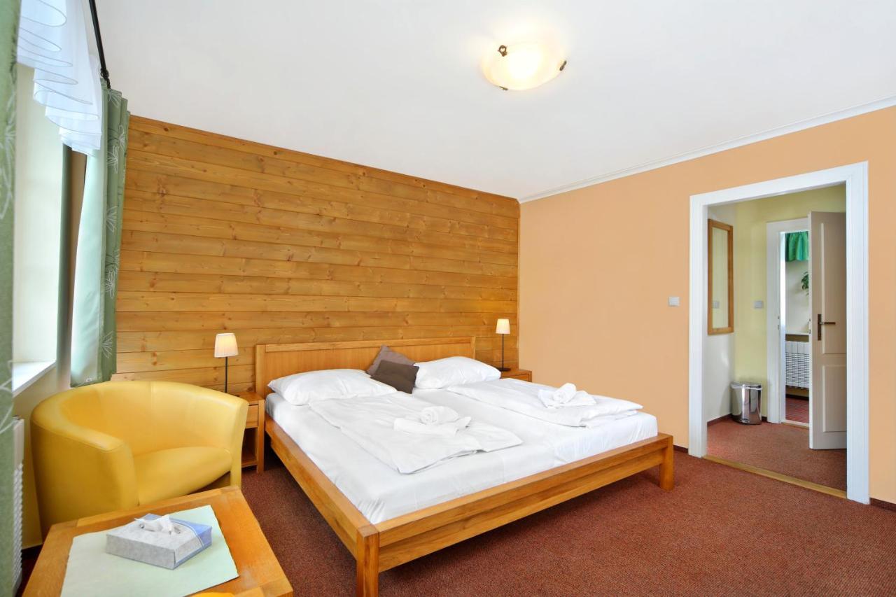 Hotel Erika Špindlerŭv Mlýn Ngoại thất bức ảnh