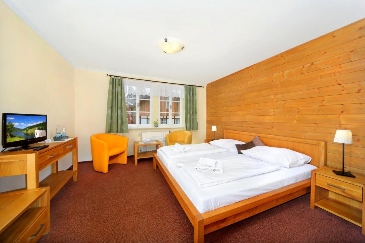 Hotel Erika Špindlerŭv Mlýn Ngoại thất bức ảnh