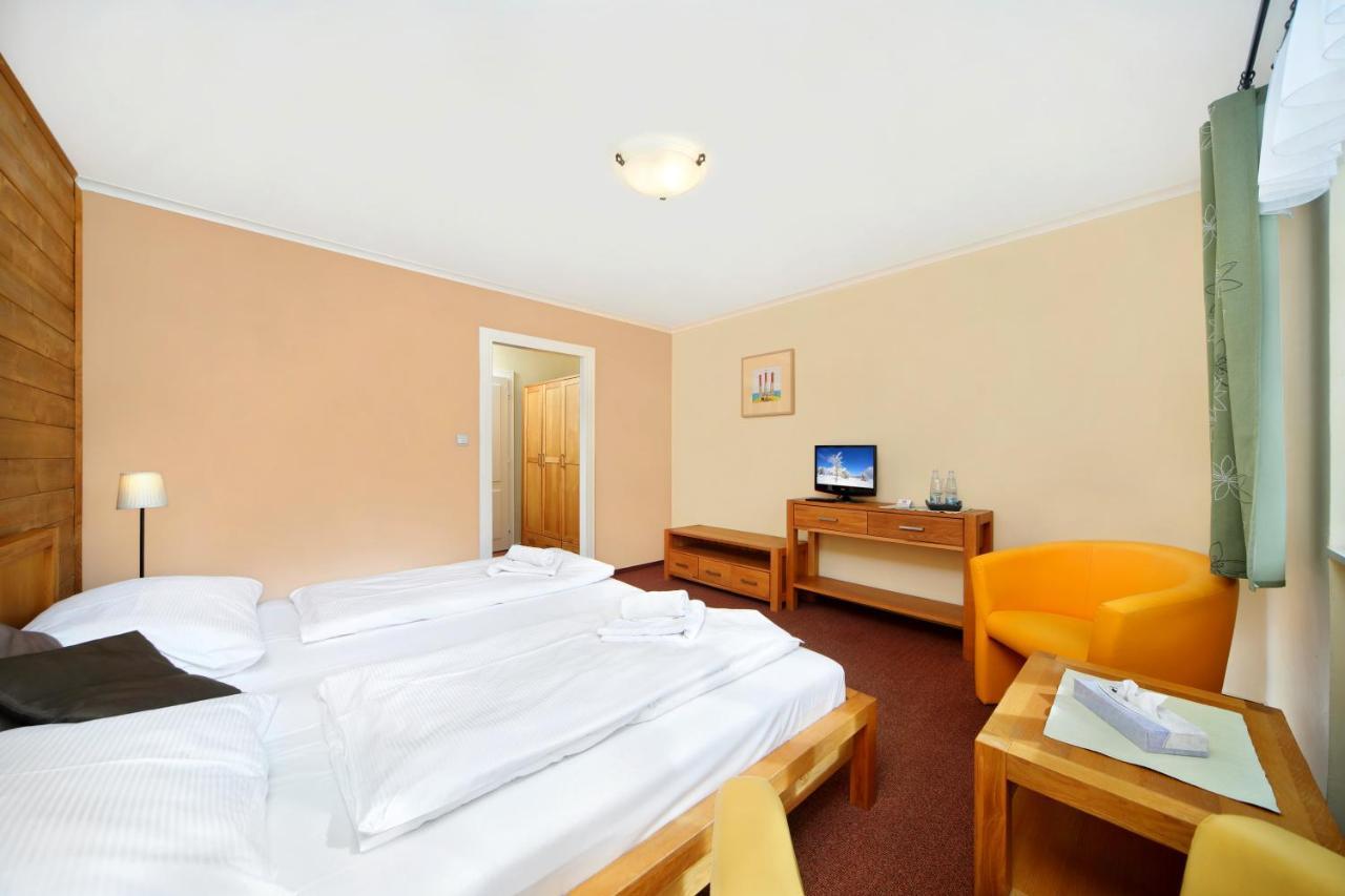 Hotel Erika Špindlerŭv Mlýn Ngoại thất bức ảnh